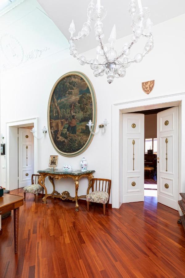 Residenza Palazzo Marchesini Bed & Breakfast โบโลญญา ภายนอก รูปภาพ
