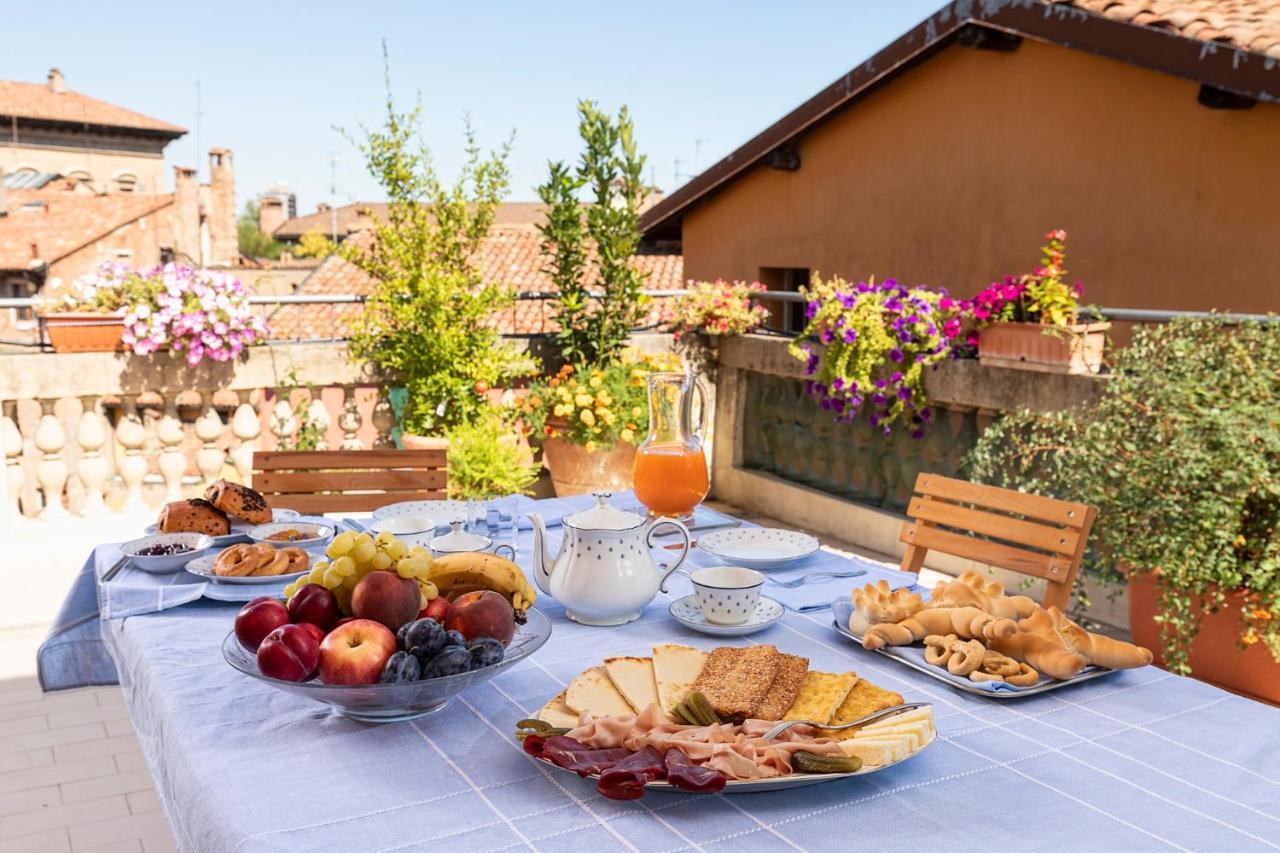 Residenza Palazzo Marchesini Bed & Breakfast โบโลญญา ภายนอก รูปภาพ
