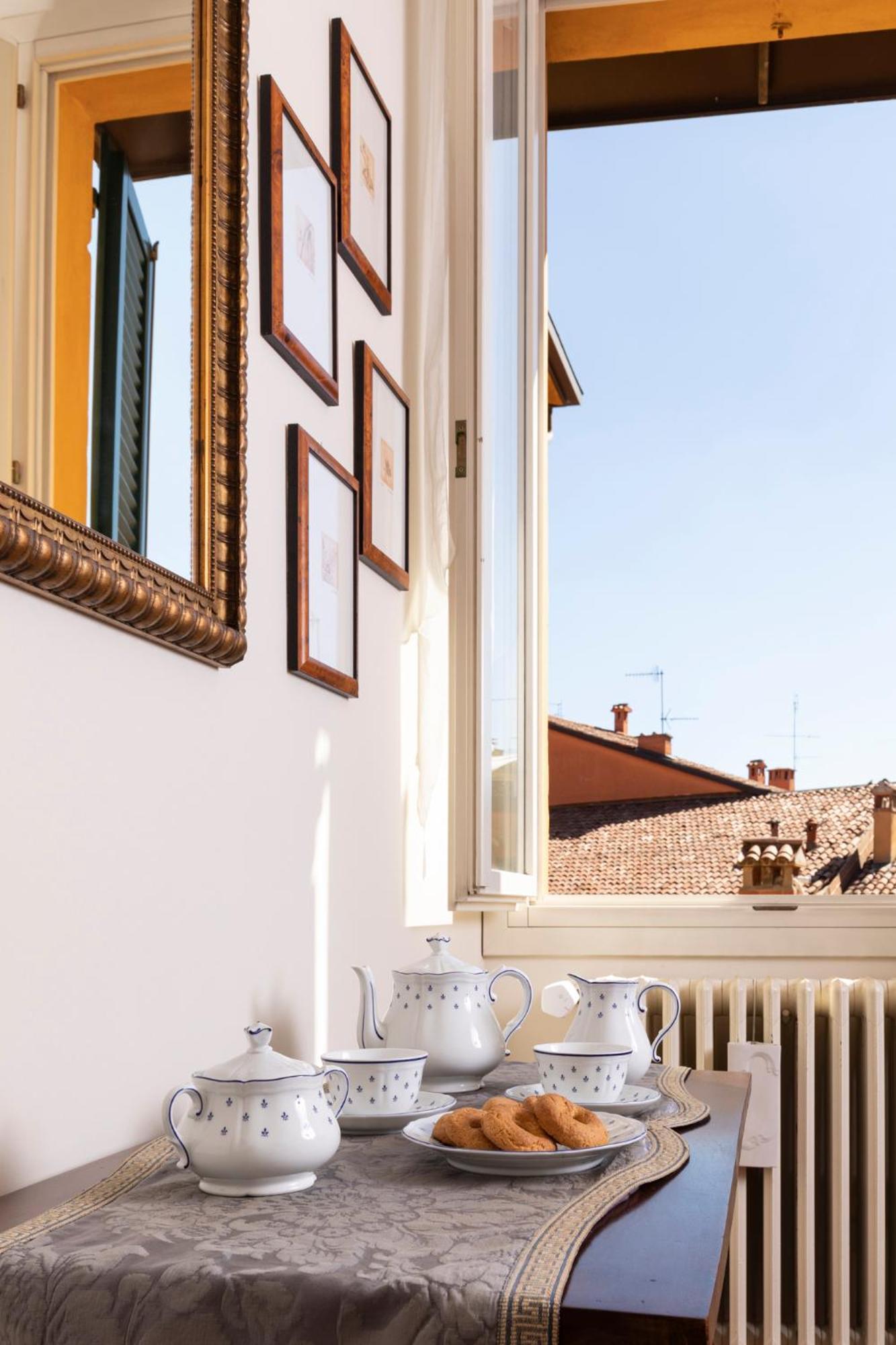 Residenza Palazzo Marchesini Bed & Breakfast โบโลญญา ภายนอก รูปภาพ
